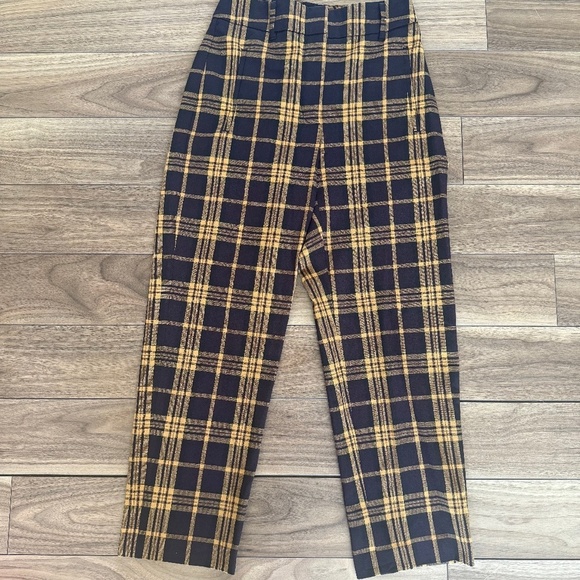Aritzia Wilfred Size 2 | Plaid Trousers | Classic Tailored Look - Picture 1 of 5